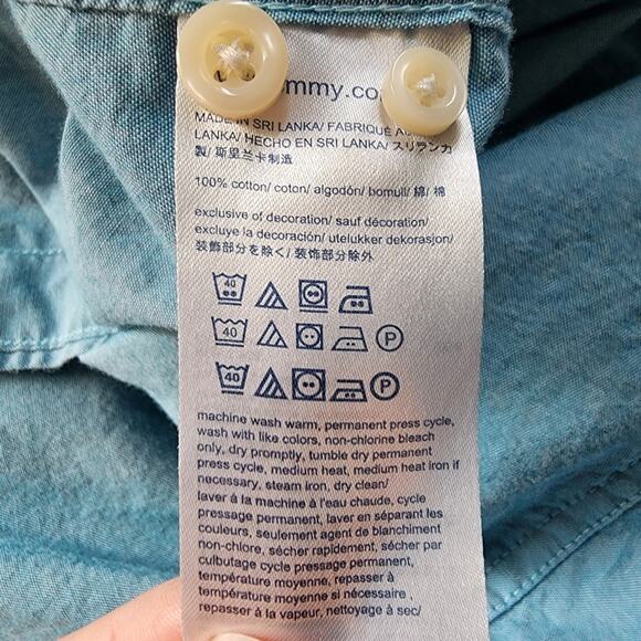 Tommy Hilfiger Custom Fit Baby Blue Button Down Shirt | Men's Large - Picture 10 of 11